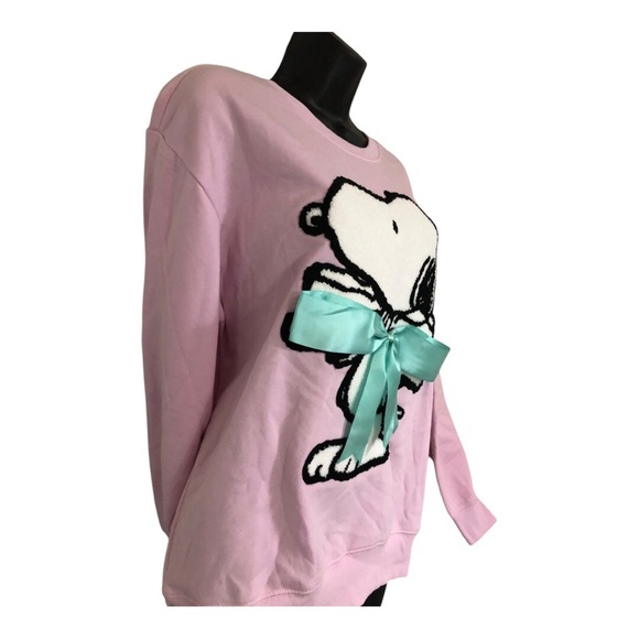 Peanuts Snoopy with oversized blue satin bow pink sweatshirt size large new - Picture 13 of 15